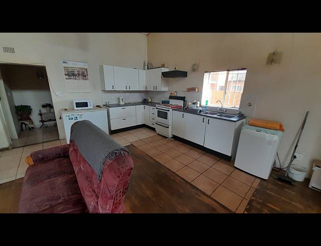 5 BEDROOM HOUSE FOR SALE IN KLIPPOORTJE